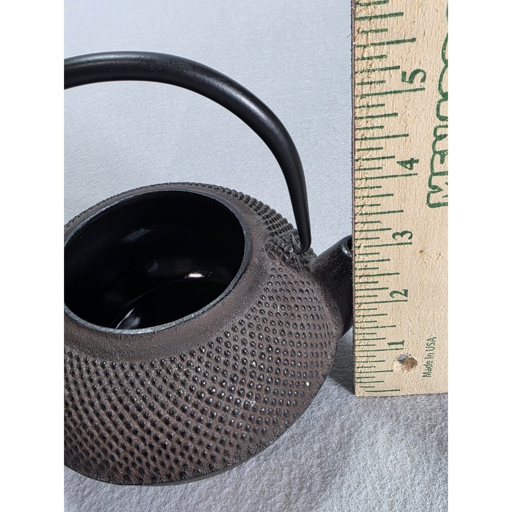 Japan Cast Iron Tea Kettle - Picture 6 of 12